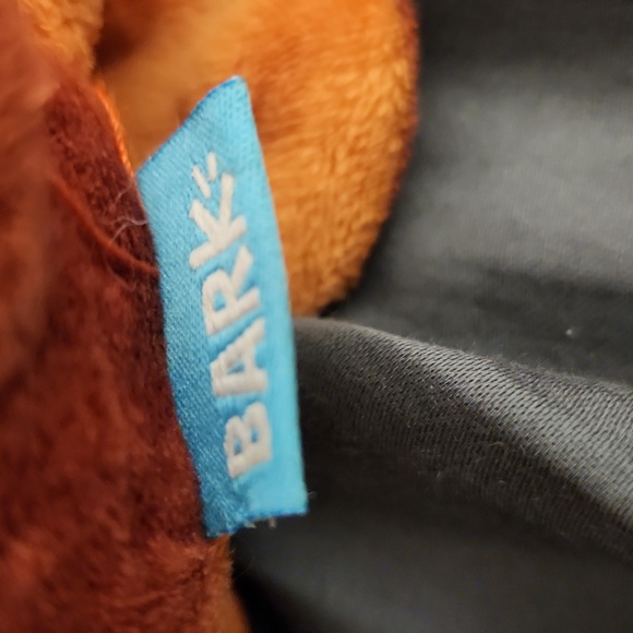 Release the Kraken Bark Box Plush Squeaky Dog Toy - Picture 4 of 4